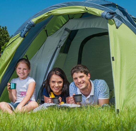 campsite pitches for tents of the Médiéval campsite in Alsace for your holidays with your family or friends